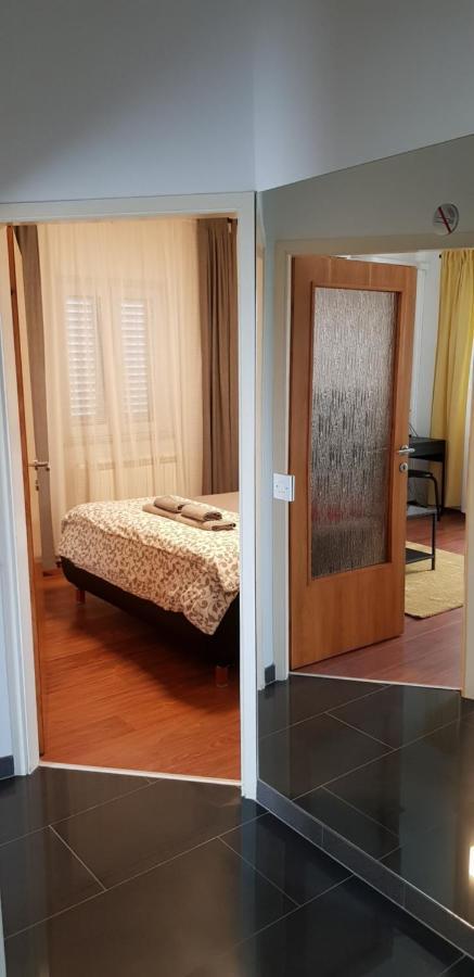 Apartman I Studio Apartman Majoli Kukuljanovo Екстер'єр фото