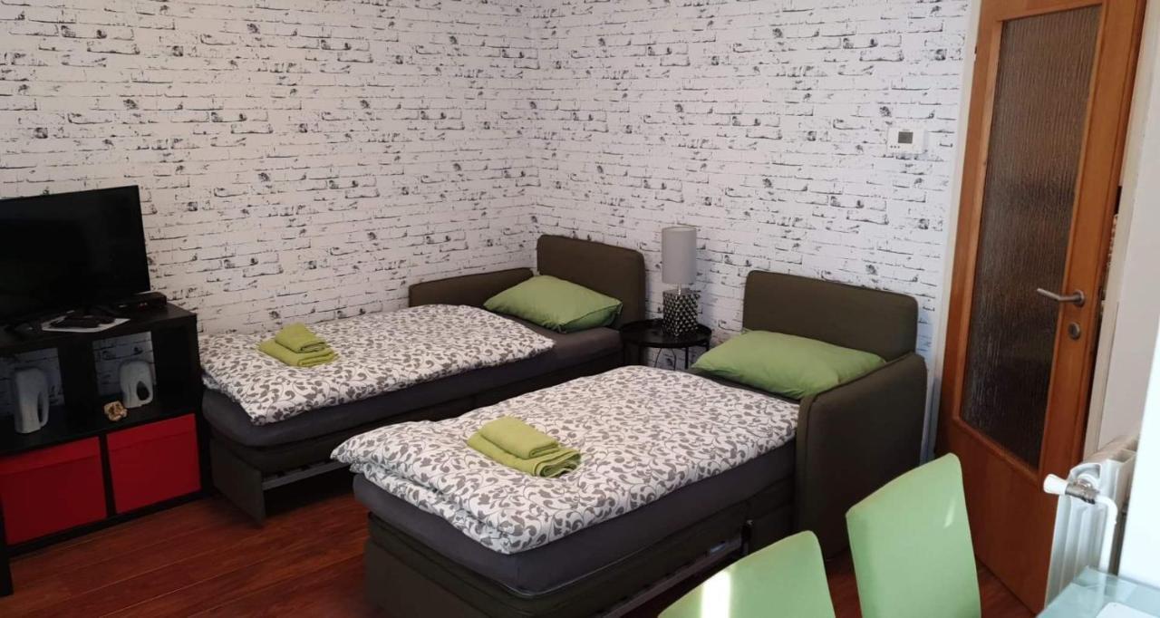 Apartman I Studio Apartman Majoli Kukuljanovo Екстер'єр фото